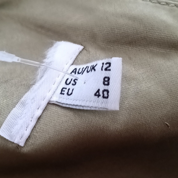 Brand new Princess Polly Alissa Maxi Dress in Green - Picture 5 of 5